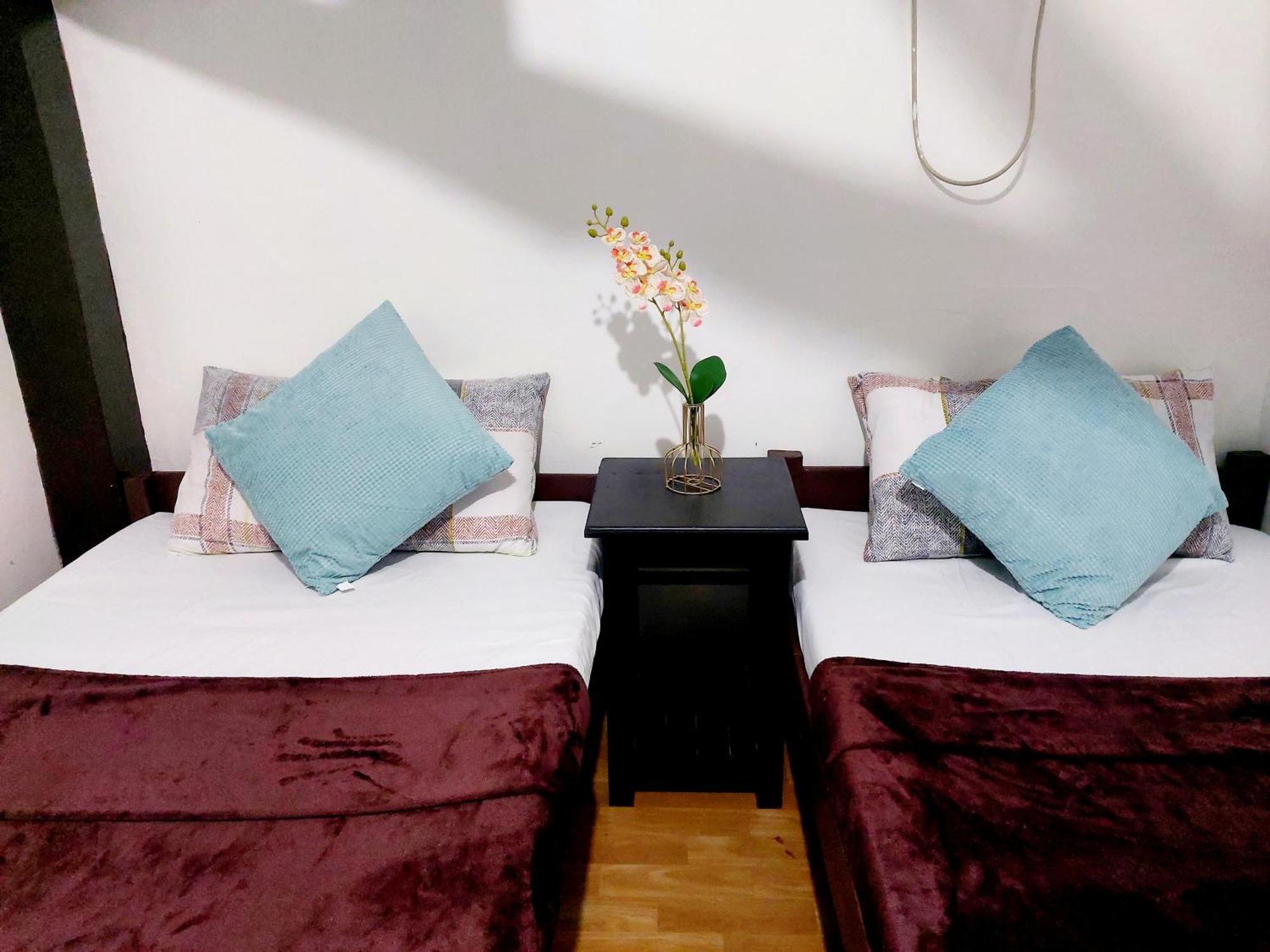 Amancio'S Balai - Near The Airport, City Center! Puerto Princesa Room photo